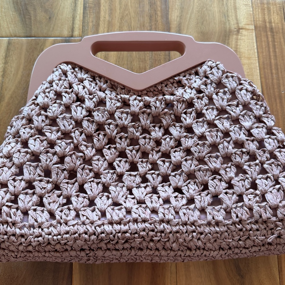 BTB Los Angeles Woven Crochet Top-Handle Women’s Bag in Dusty Rose like new - Picture 3 of 9
